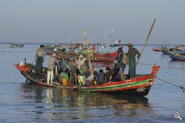 Fischerboot am Ngapali Beach