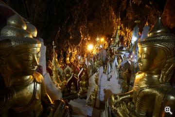 Die Pindaya Höhle in der Nähe des Inle Sees mit unzähligen Buddhastatuen