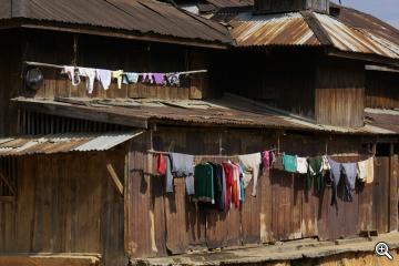 Wäsche trocknen, Bergdorf bei Hsipaw, Myanmar