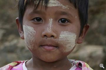 Burmesisches Kind