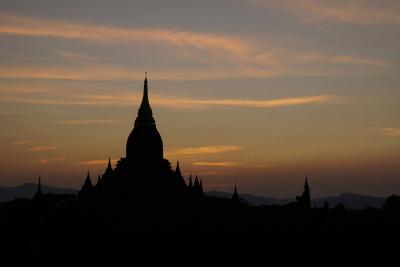 Sonnenuntergang in Bagan, Myanmar