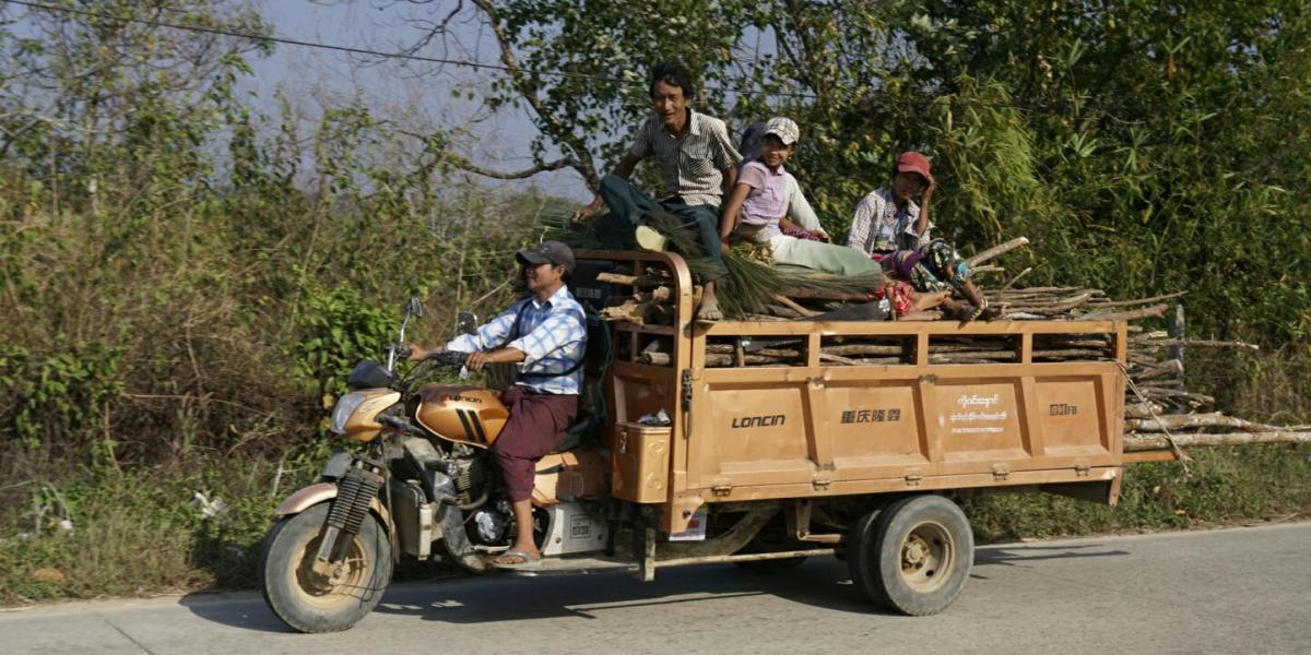 Strassenverkehr in Myanmar
